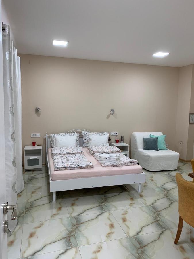 Lilly Apartment Palic Ngoại thất bức ảnh