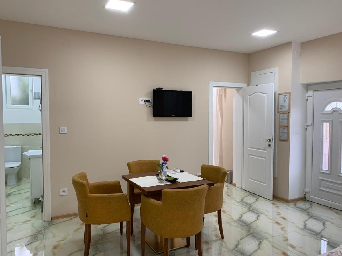 Lilly Apartment Palic Ngoại thất bức ảnh